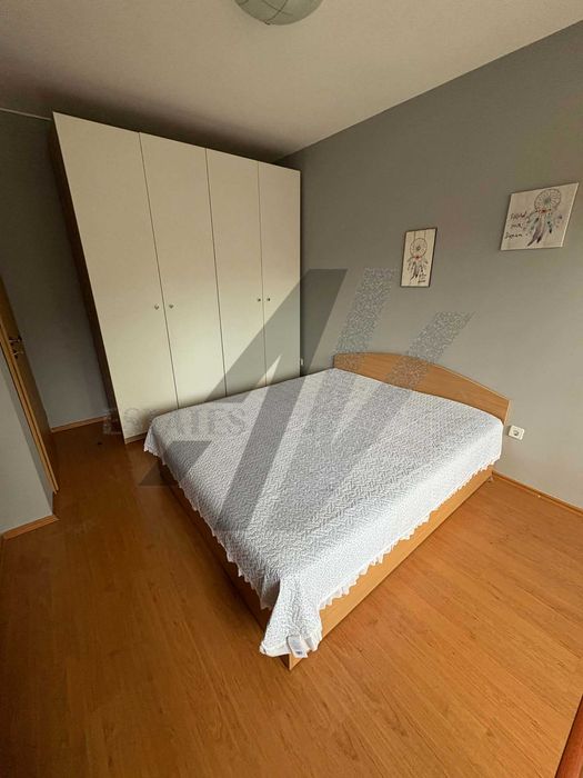 Двустаен апартамент до метростанция