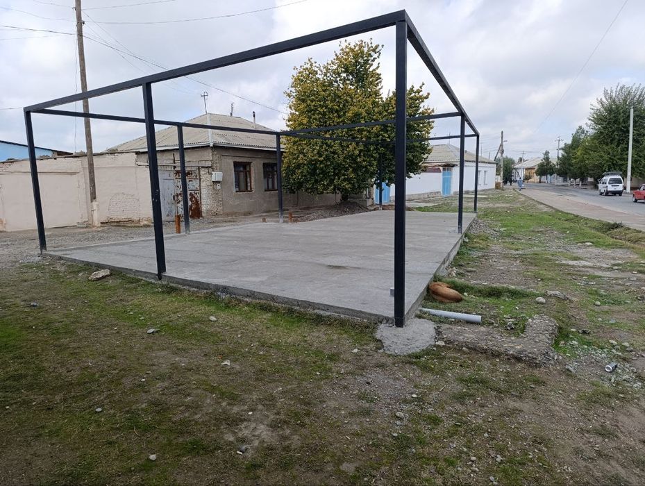 Продается участок для нежилого помещения ( магазин,аптека,кафе и т.д)