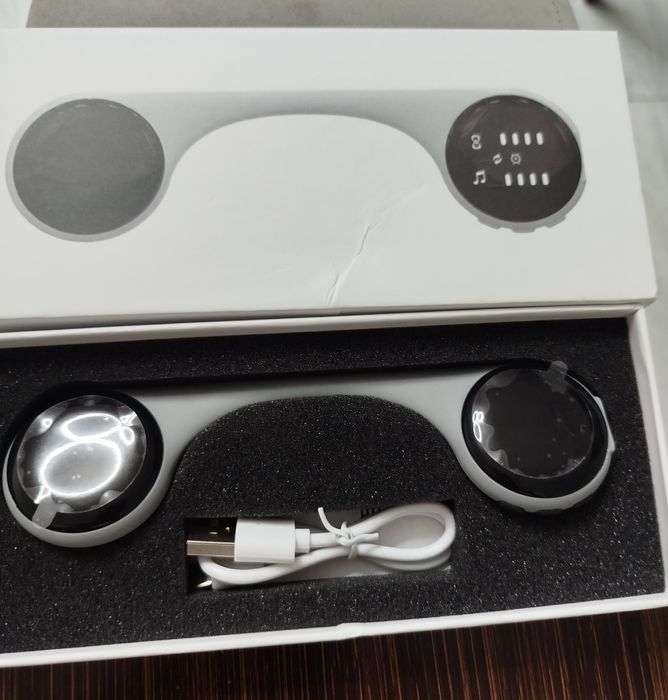 Гаджет, мини колонки под подушку