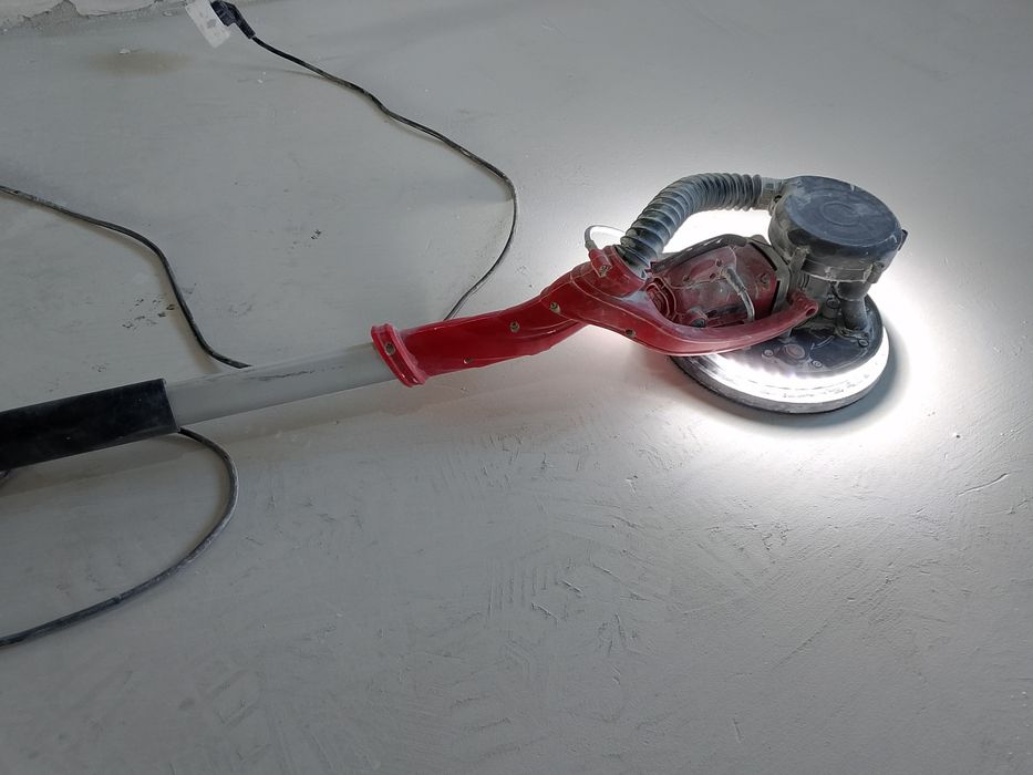 Продам шлифмашина жираф