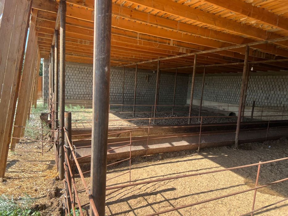 Продаётся участок в доль трассы