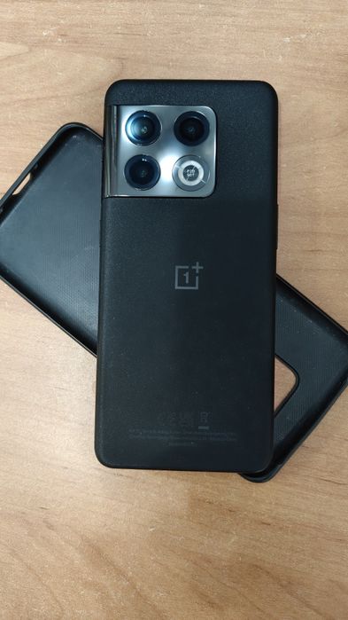 Продается One plus 10 pro