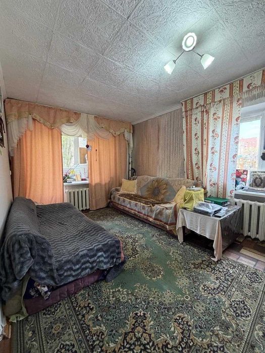 Продам 1  комнатную квартиру