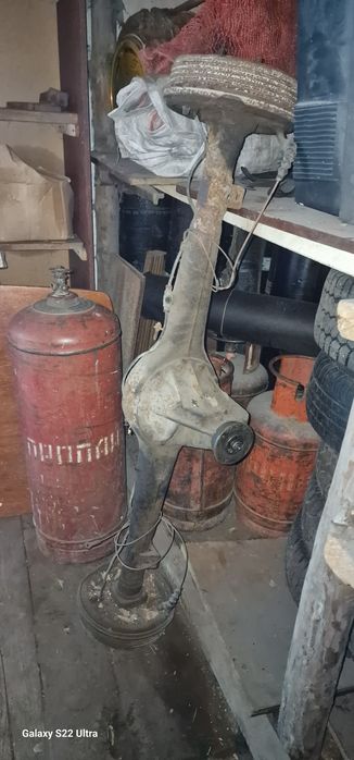 Продам запчасти на москвич иж