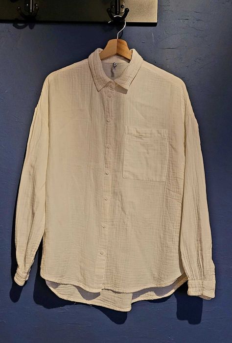 Жилетка и уголемена риза