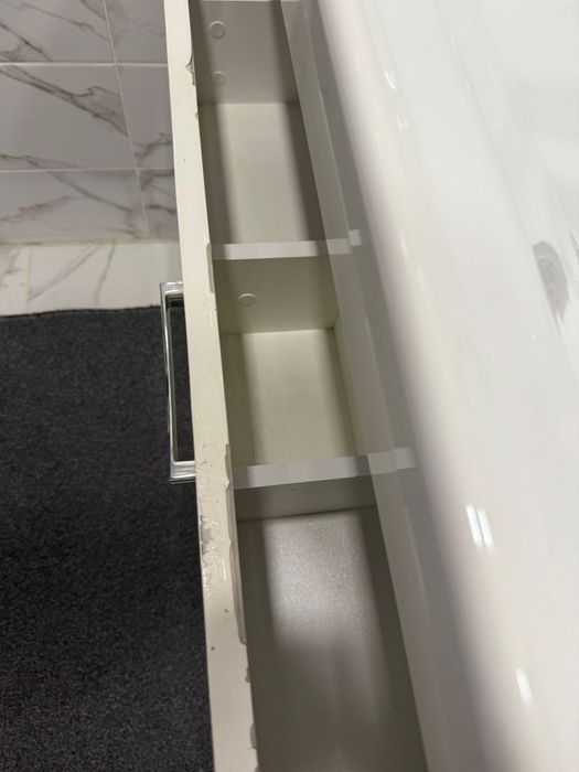 Продам раковину с тумбой