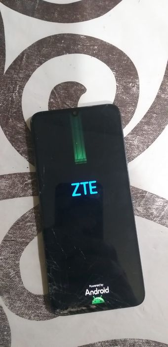 Продам телефон ZTE 20 BLADE