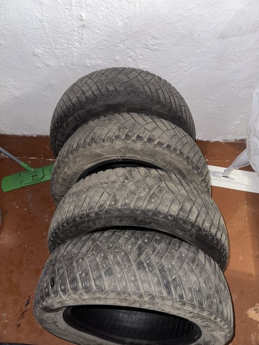 Продам зимнюю резину