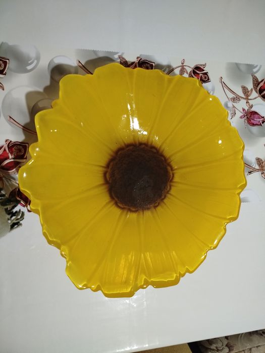 Ваза жолтая поцолнух