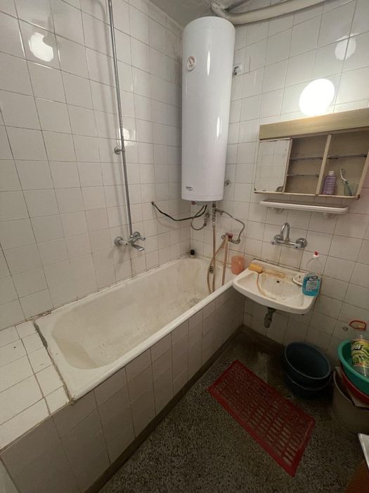 Продава се Четиристаен апартамент в Бургас, Възраждане - 97 кв.м за 1805 €/кв.м - Снимка #4