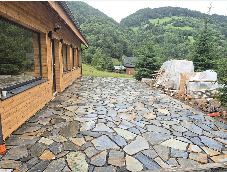 Piatra naturala de munte si montaj