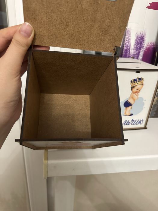 Банк на мальчика и девочку