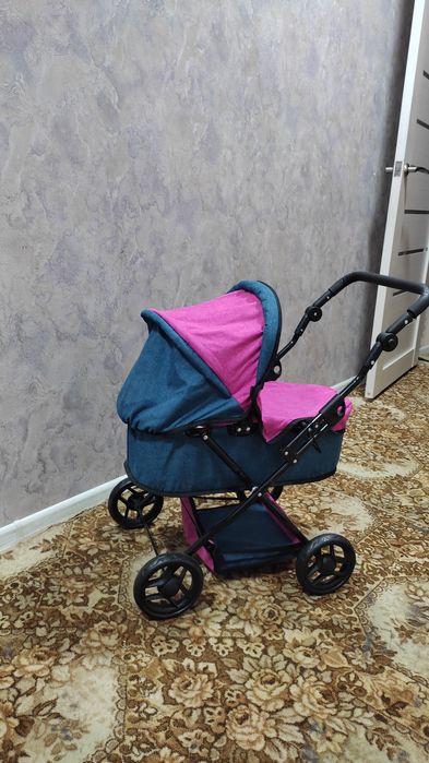 Детская коляска для кукол