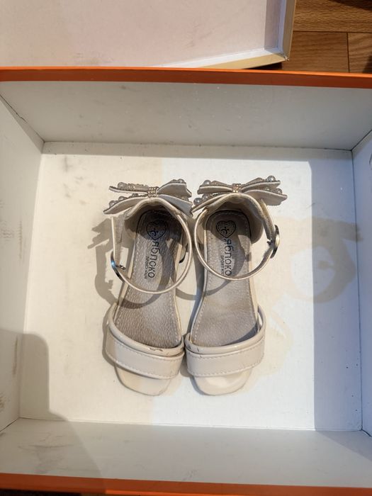 Детская обувь босоножки