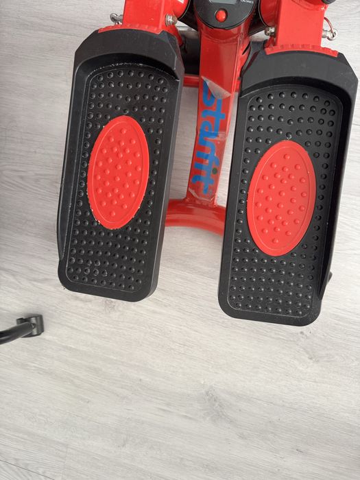 Продам степпер . Тренажер для дома