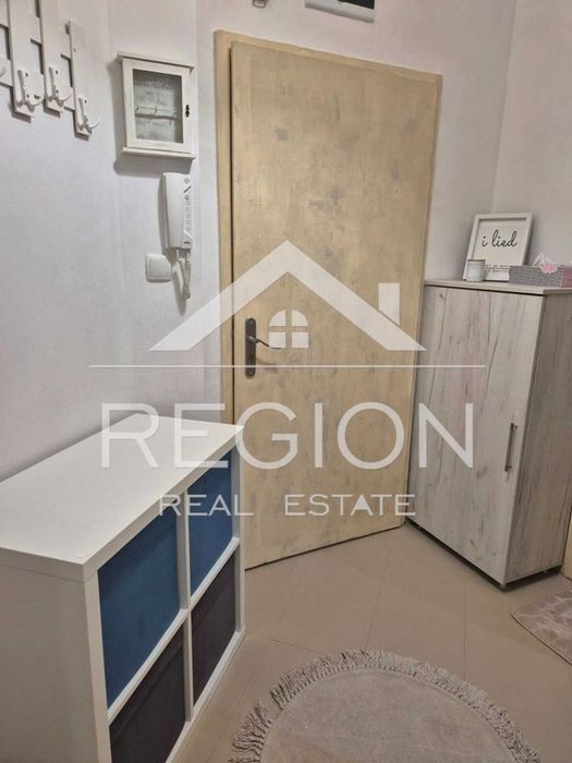 Дава се под наем Двустаен апартамент в Варна, Колхозен пазар - 53 кв.м за 484.5 € - Снимка #8