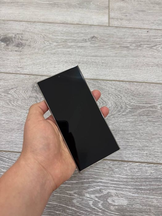 Samsung S24 ultra 256 Titanum