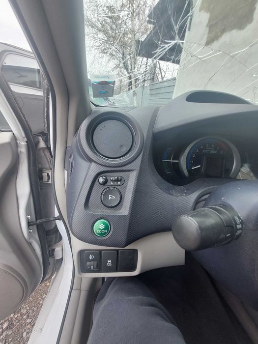 Honda Insight 1.3 i-VTEC, Хонда Инсигхт на части!
Септември 2010