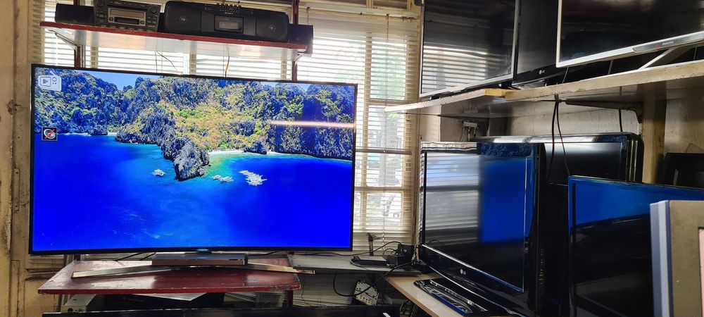 55 инча Samsung UE55HU8590 - 4K /Ultra HD/ Smart TV/ Wi-Fi/ Curved Panel- премиум модел