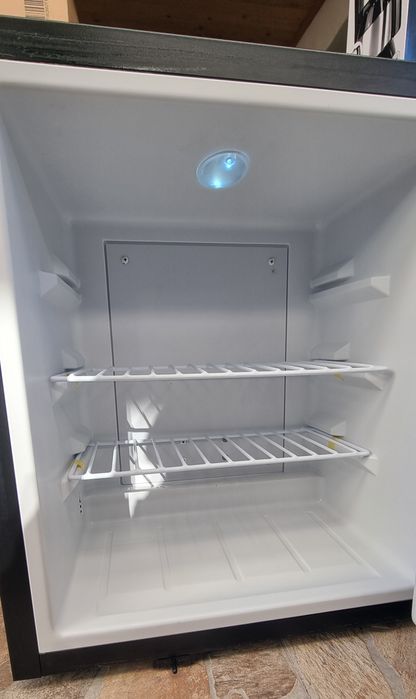 Мини хладилник Klarstein 38L