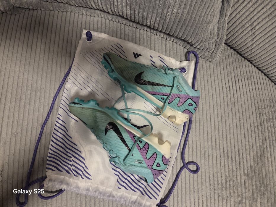 Ghete Nike Mercurial