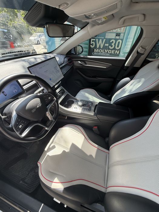 BYD CHAZOR 4-poz flagship batumators