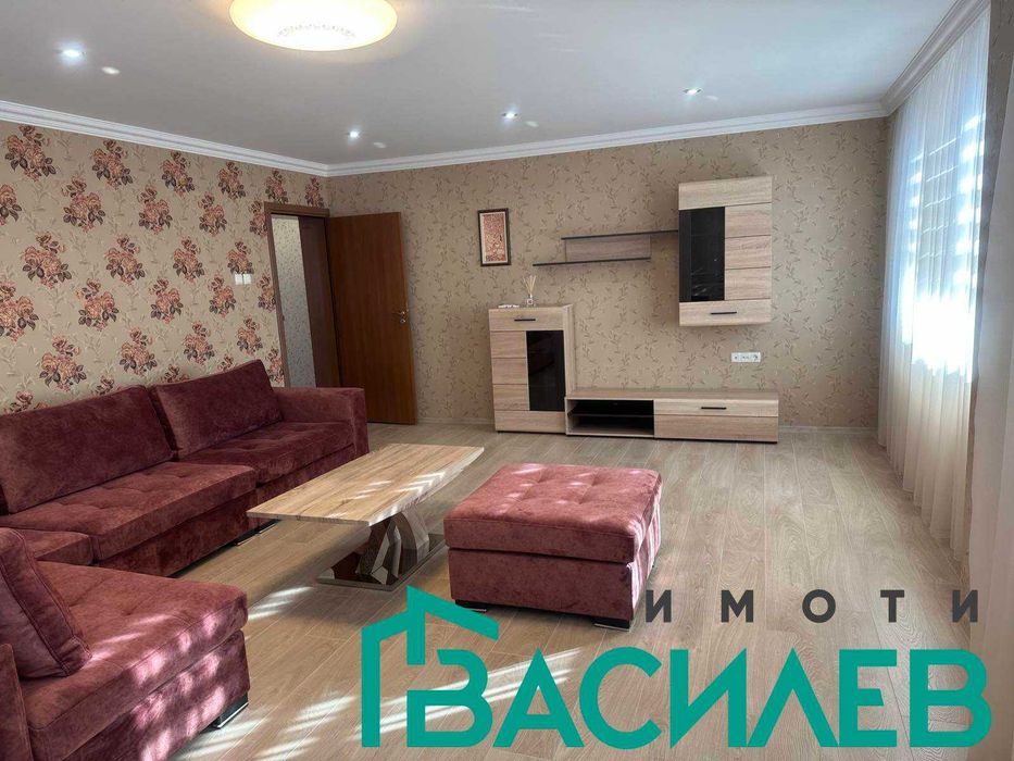 Дава се под наем Етаж от къща в София, Център - 116 кв.м за 757.86 € - Снимка #3