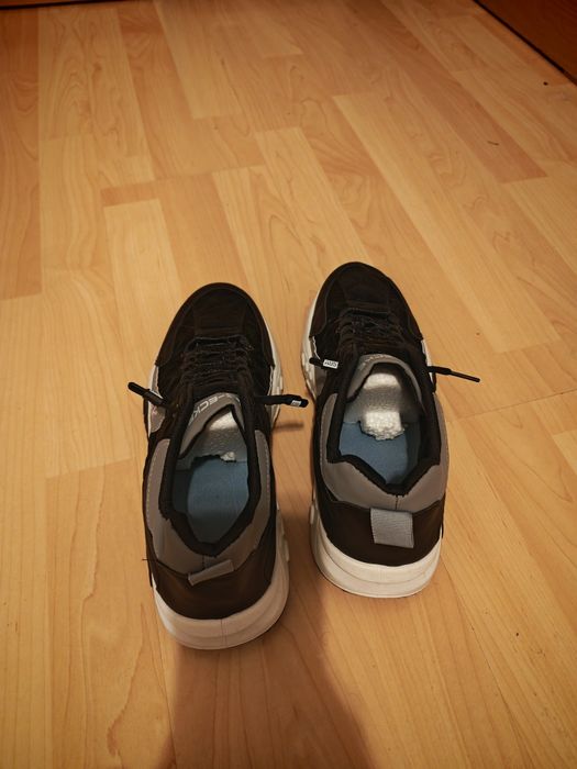 Чисто нови обувки - 43 номер