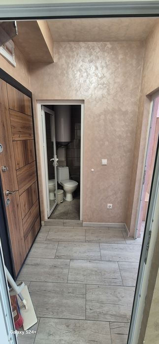 Дава се под наем апартамент