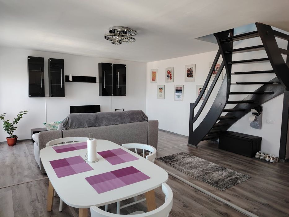 Închiriez apartament 3 camere Sibiu