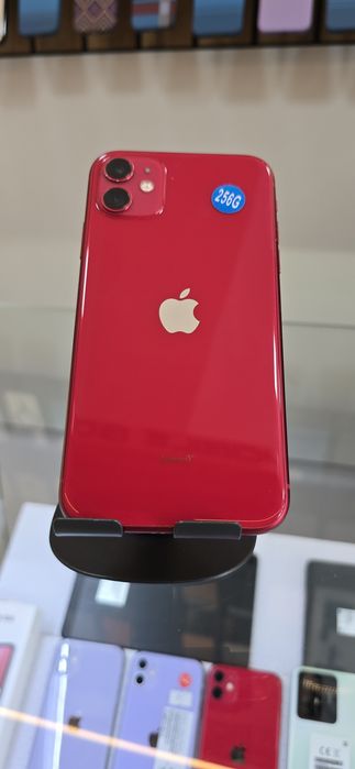 iPhone 11 uzimei 256 GB.