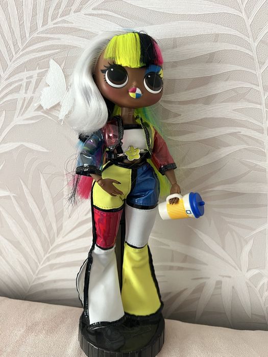 Продам  Кукла светящаяся Angles серия Неон ЛОЛ O.M.G. Lights Angles