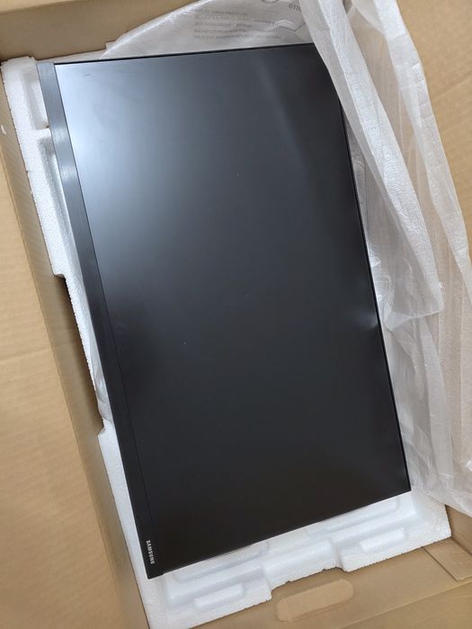 Monitor Samsung Essential T35F 24" ambalaj original