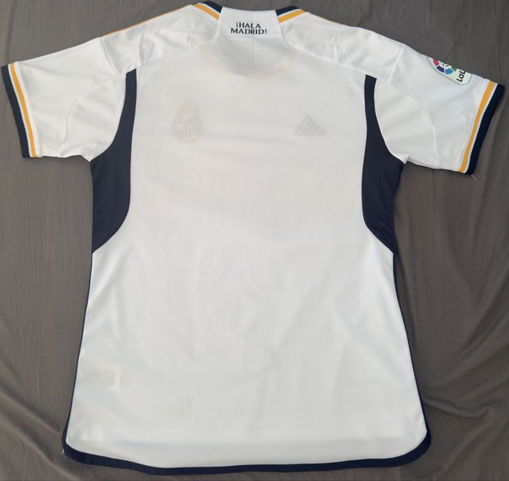 Футболна тениска на Real Madrid 2023/24