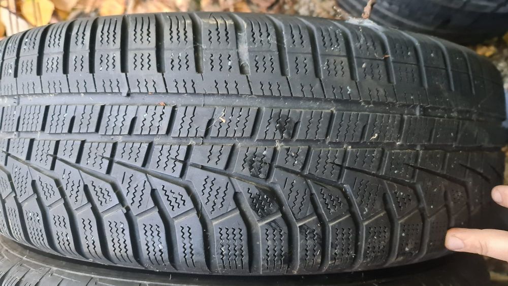 215 65 17 Hankook 4 anvelope iarna