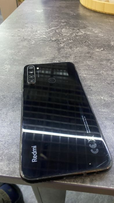 Redmi note 8 4/128