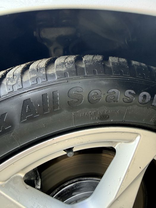 Джанти с гуми 225/50/17”