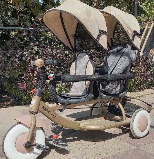 эгизак велосипед, икки ўриндиқли. Болалар учун коляски.