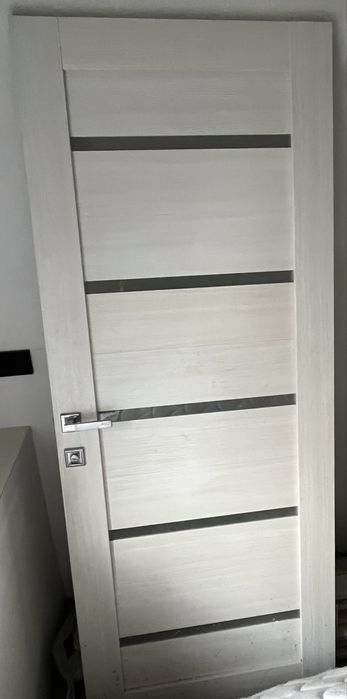 Продам двери в хорошем состояние