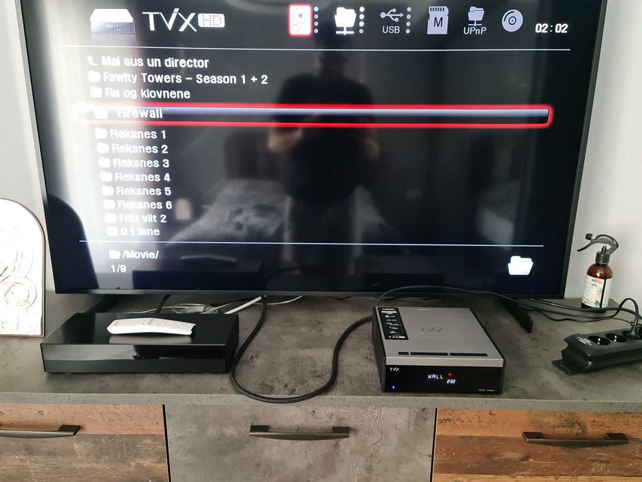 Multimedia Player TVIX by DVICO HD M-6600N cu HDD de 1.5 TB inclus.