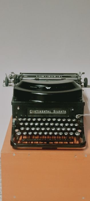 Mașină de scris Continental Silenta 1936