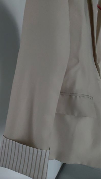 Klassichrskiy kostyum