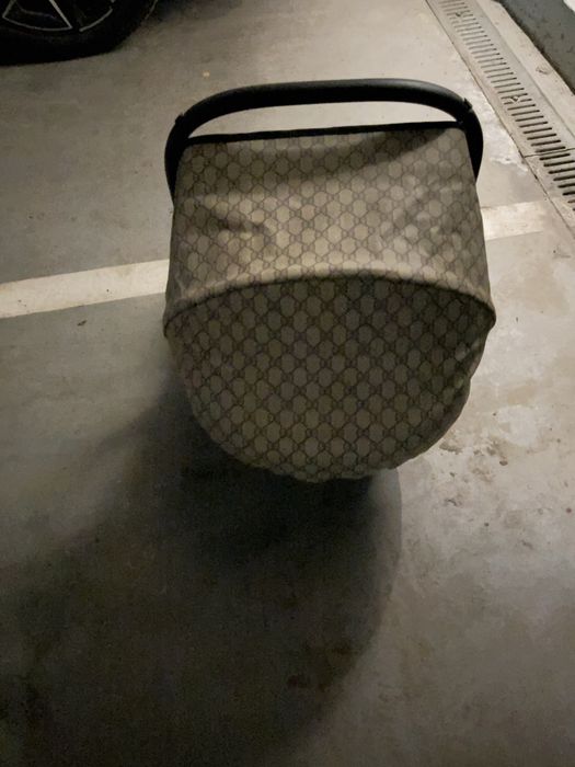 Столче за кола от новородено до годинка