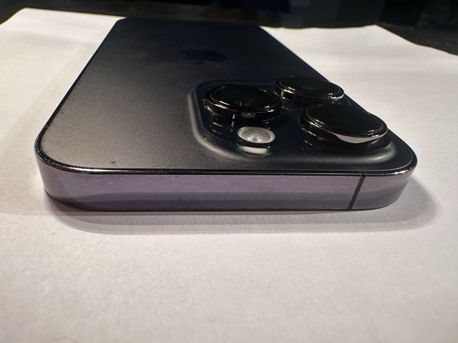 Iphone 14 pro deep purple