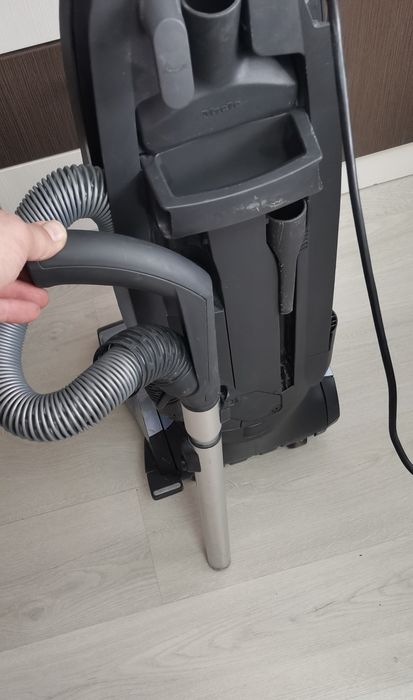 Aspirator Miele S7580 HEPA 1800w