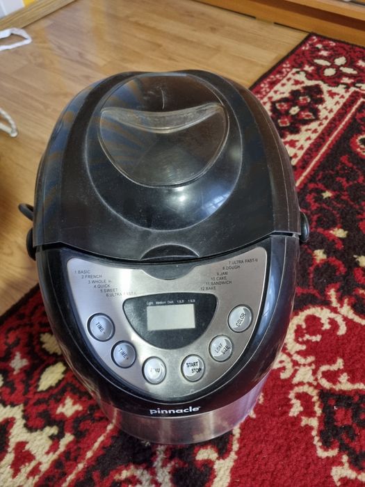 Продаю хлебопечку