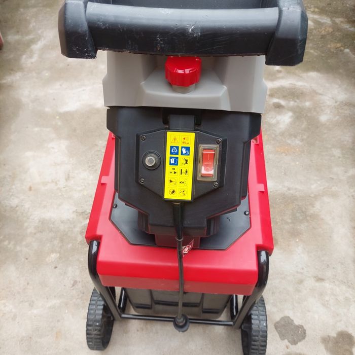 Измельчитель ЗУБР 3ИЭ-40-2500