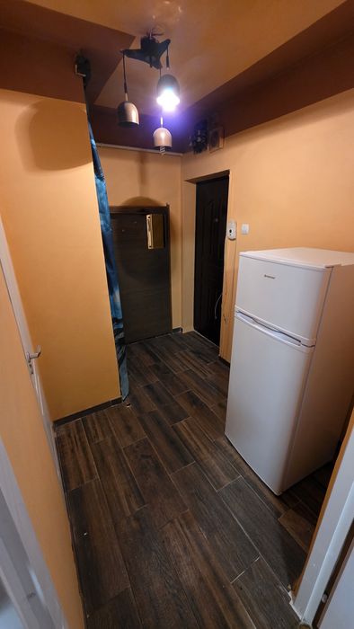 Apartament de închiriat cu 2 camere