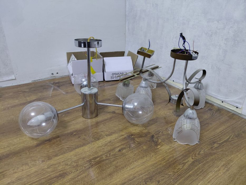 Люстра в рабочем состояние все