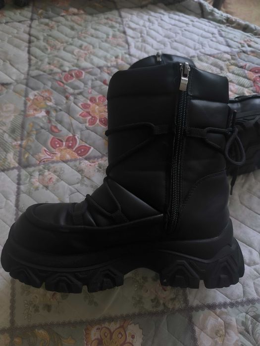 Продам детские сапожки